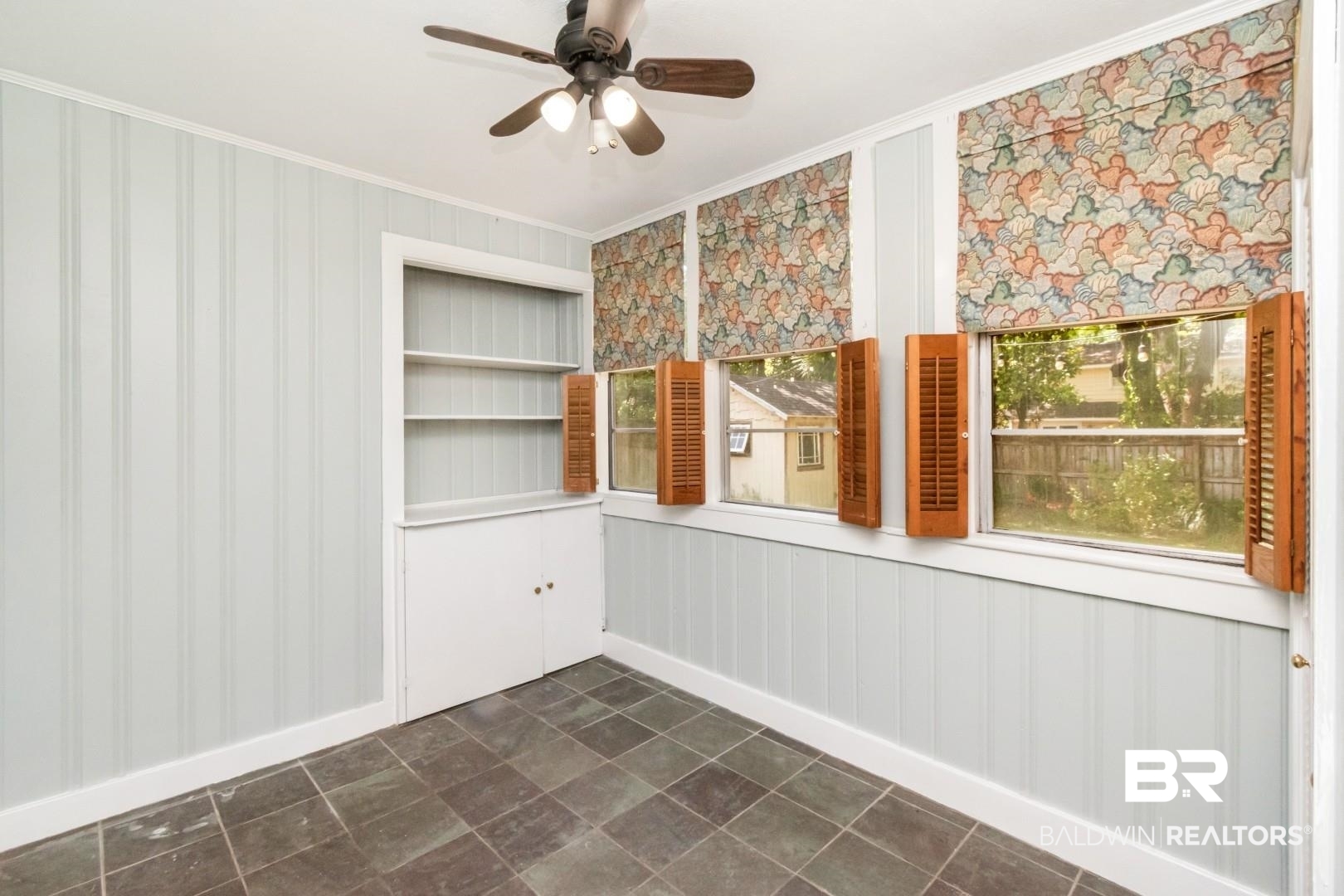 10 Macy Place Mobile, AL 36604 - Photo 28 of 43 Sunroom