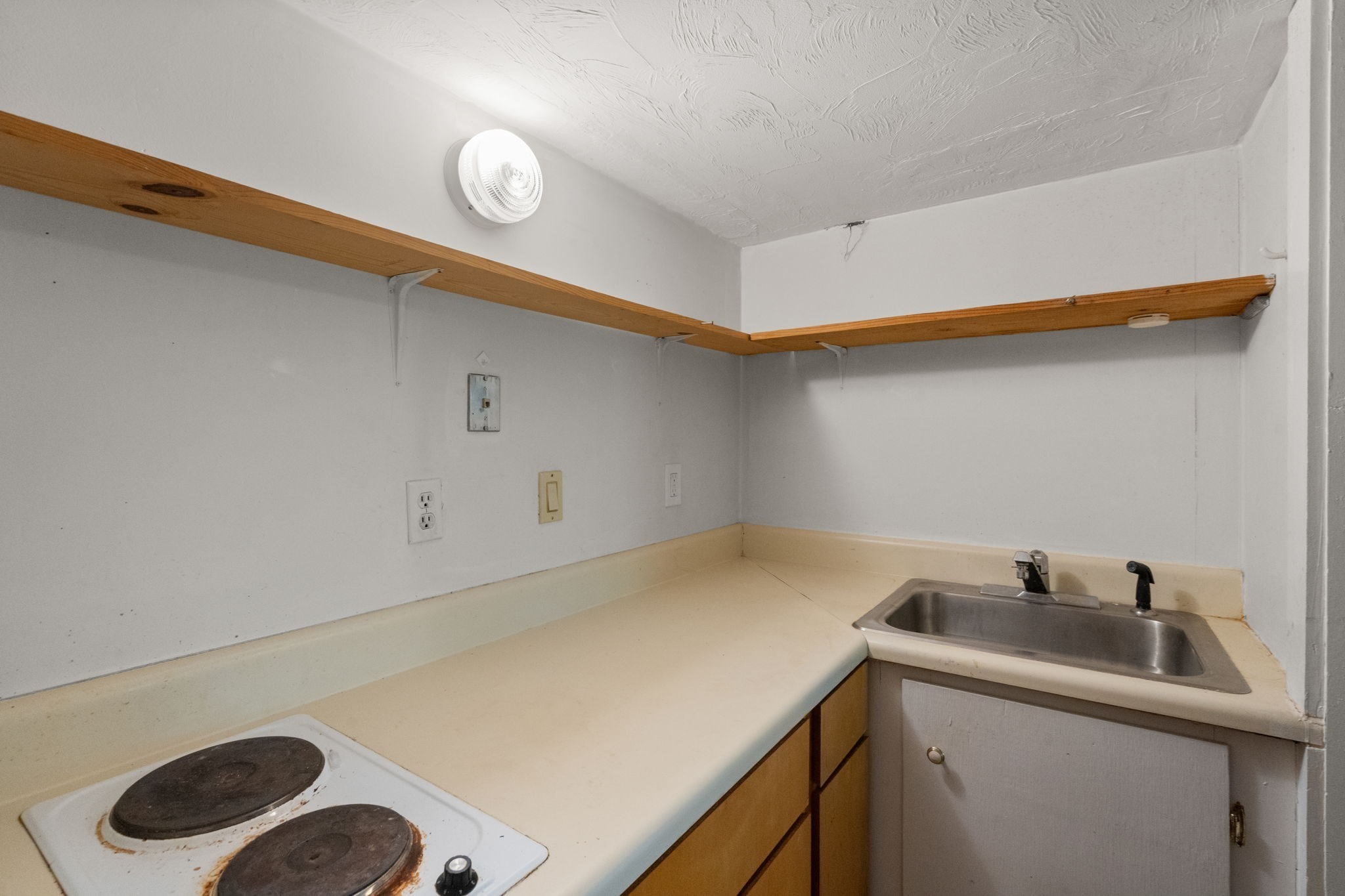 304 Erin Road, Unit 304 Stoughton, MA 02072 - Photo 28 of 37 Gallery Image 28