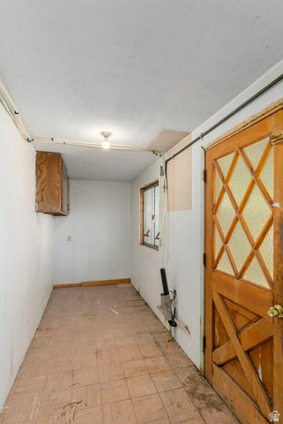 482 West 100 N Street Beaver, UT 84713 - Photo 13 of 41 Laundry room off kitchen and door leading to side yard.