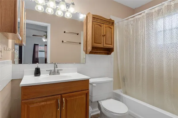 $200,000 | 7095 West Greenwood Lane, Crystal River, FL 34429