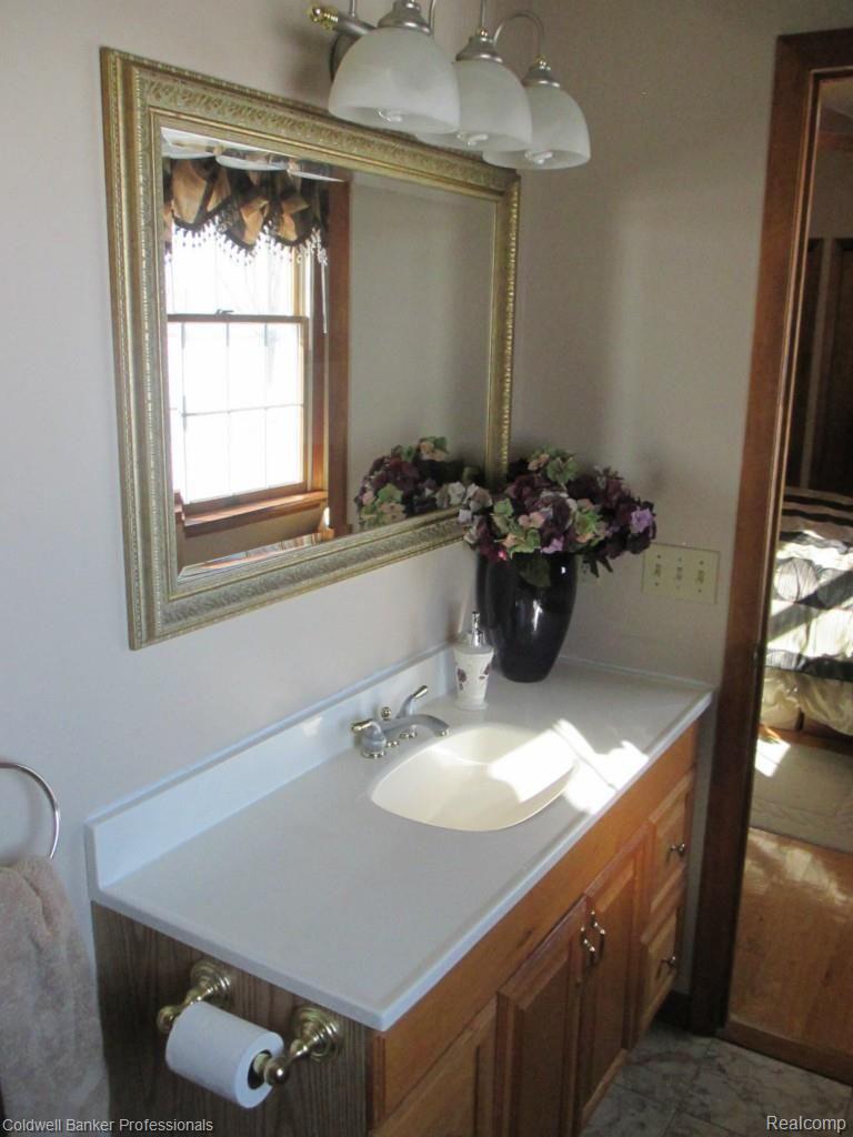 4101 Barnes Road North Branch, MI 48461 - Photo 17 of 90 IMG_0795.jpg