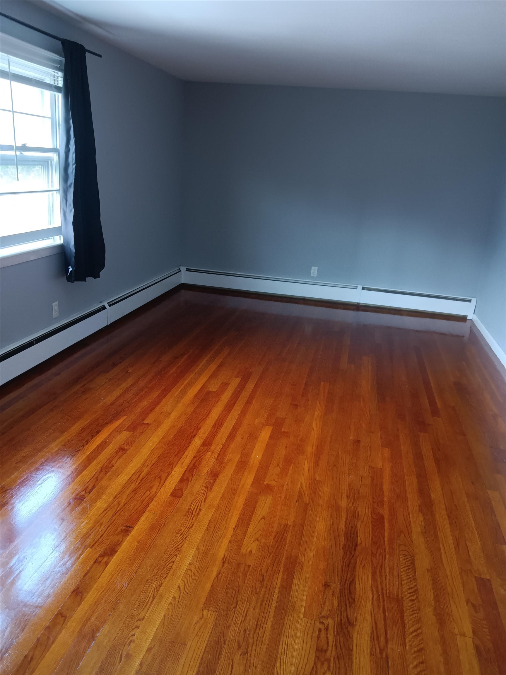 1069 Hayward Street Manchester, NH 03103 - Photo 30 of 54