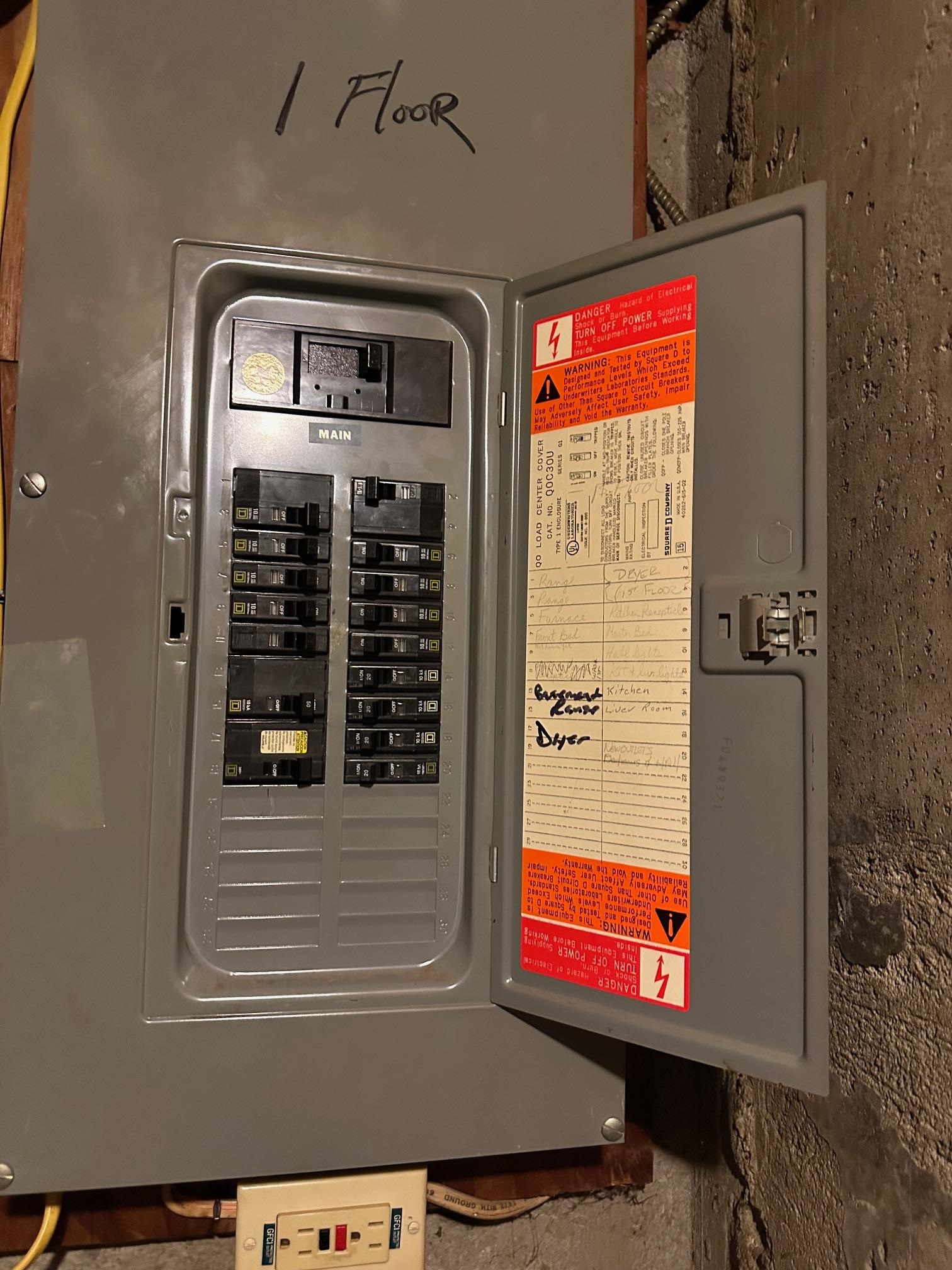 1069 Hayward Street Manchester, NH 03103 - Photo 45 of 54