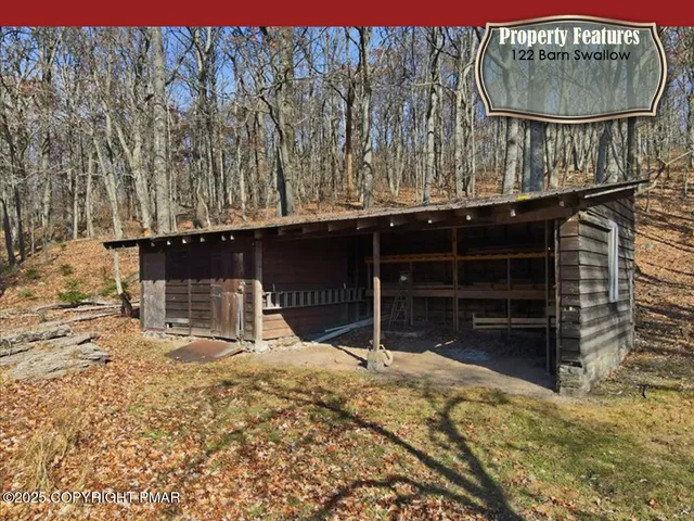 $2,495,000 | 130 Barn Swallow Lane, Cresco, PA 18326