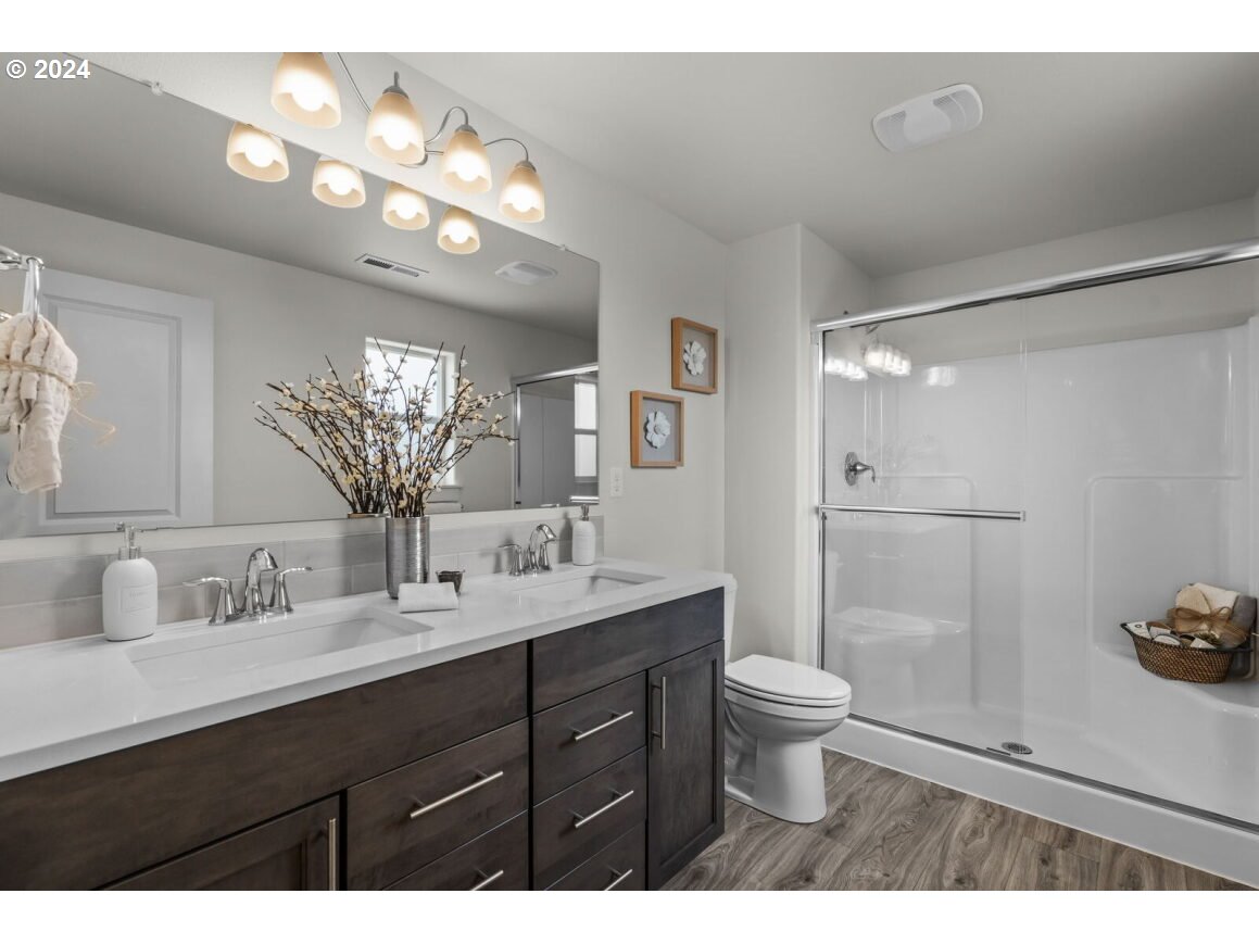 5016 Holly Springfield, OR 97478 - Photo 13 of 14