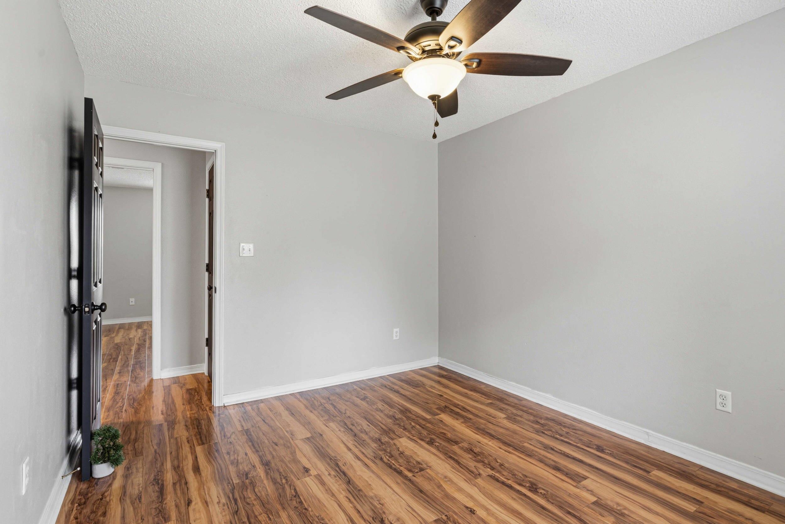 207 Secretariat Drive Crestview, FL 32539 - Photo 33 of 45 207secretariatdr_34