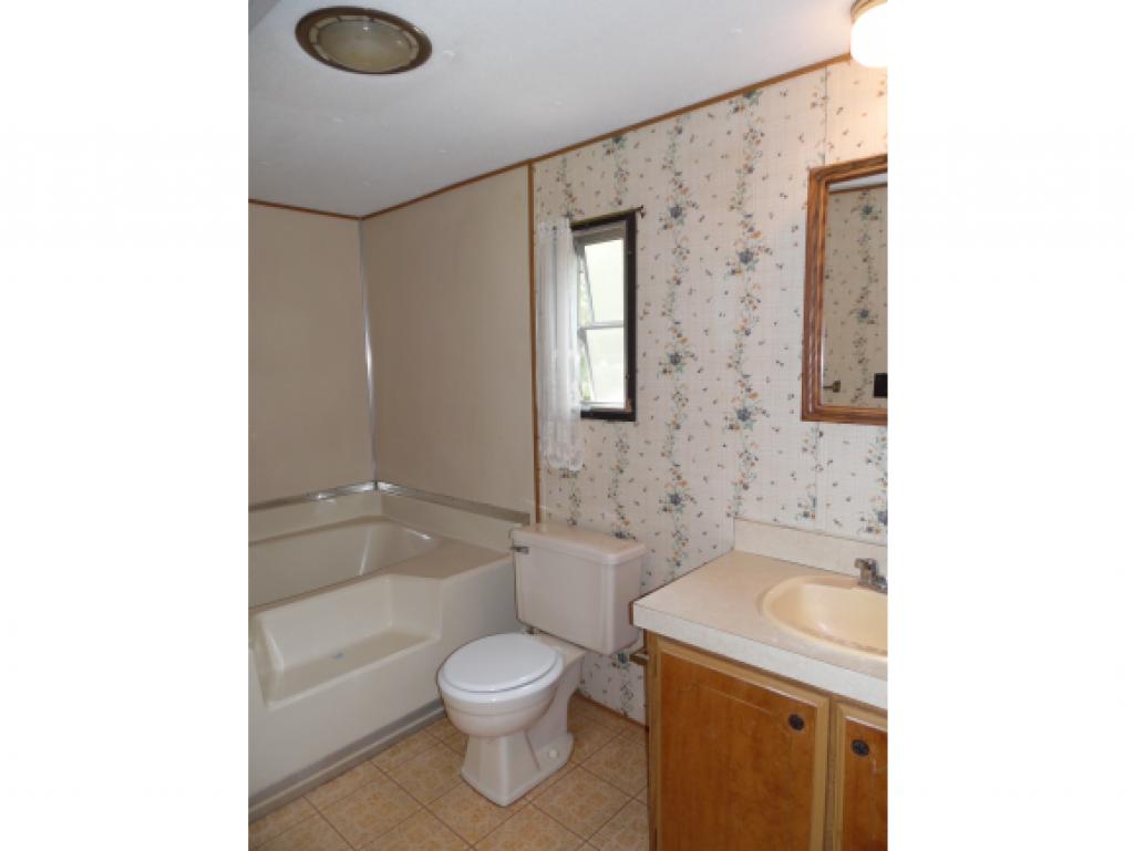 29 Fernald Lane Rochester, NH 03867 - Photo 15 of 19