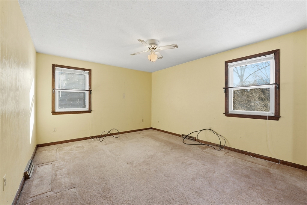 86 Wildwood Avenue Springfield, MA 01118 - Photo 17 of 38