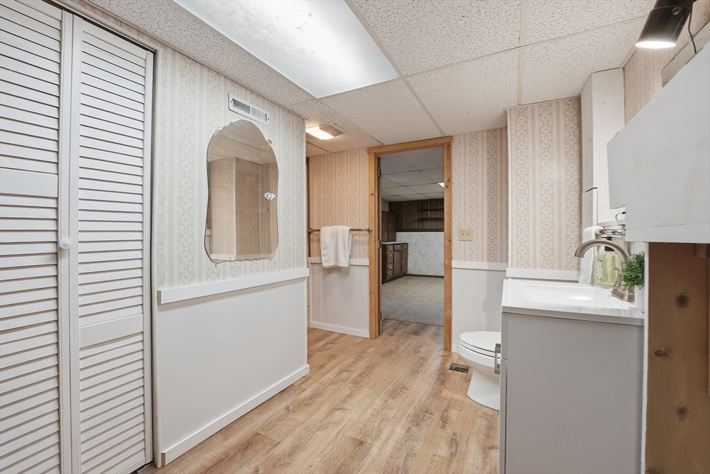 86 Wildwood Avenue Springfield, MA 01118 - Photo 29 of 38