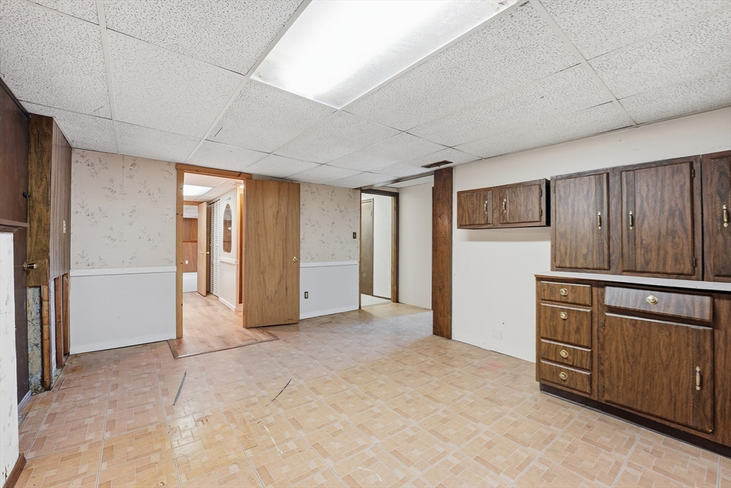 86 Wildwood Avenue Springfield, MA 01118 - Photo 31 of 38