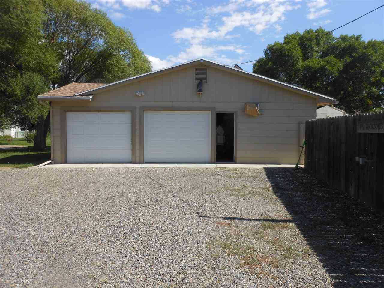 378 Evergreen Road Grand Junction, CO 81501 - Photo 3 of 32 Gallery Image 3