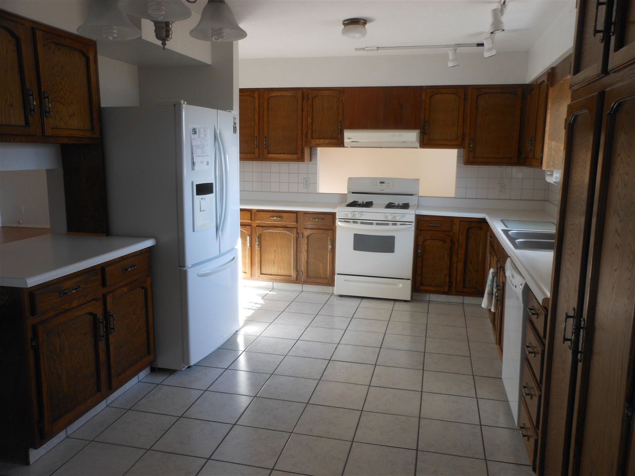 378 Evergreen Road Grand Junction, CO 81501 - Photo 6 of 32 Gallery Image 6