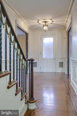 $464,900 | 146 East Springettsbury Avenue, York, PA 17403