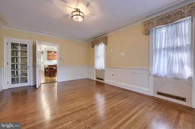 $464,900 | 146 East Springettsbury Avenue, York, PA 17403