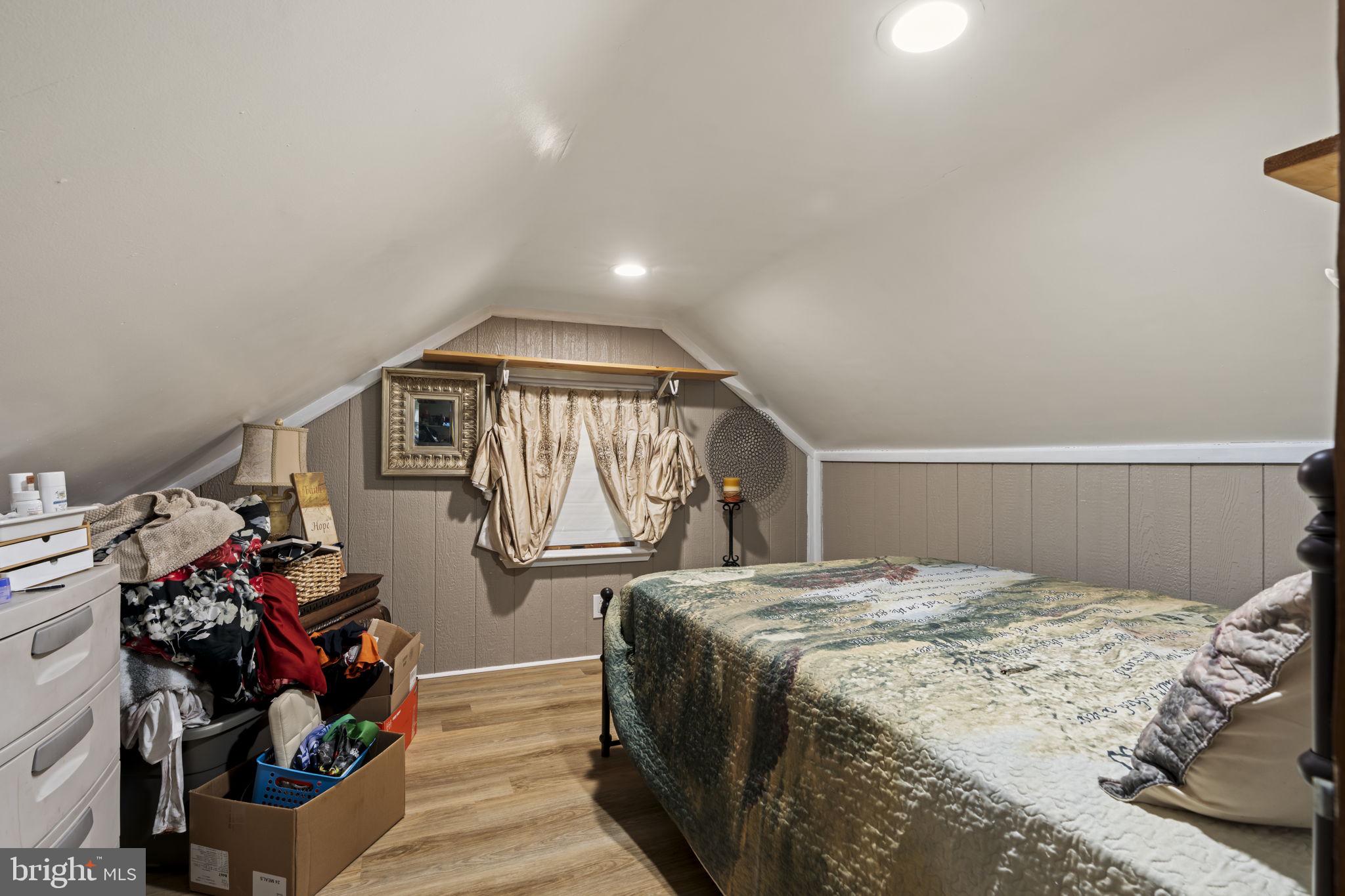 896 Pne Hl Road Philadelphia, PA 19115 - Photo 28 of 37