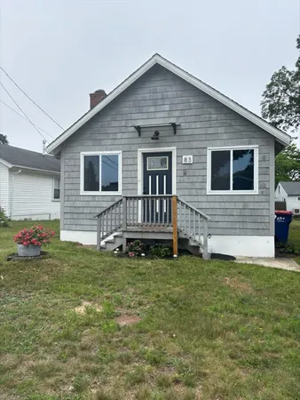 $2,350 | 83 Shore Avenue, Unit 83, Wareham, MA 02571
