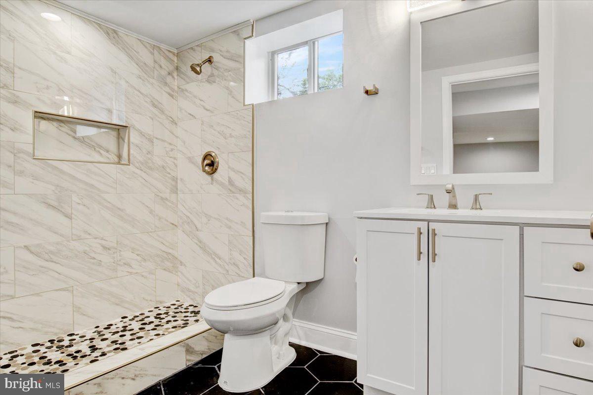 2419 Valley Way Landover, MD 20785 - Photo 5 of 10