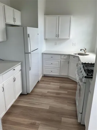 $2,950 | 63 Pipetown Hill Road, Nanuet, NY 10954