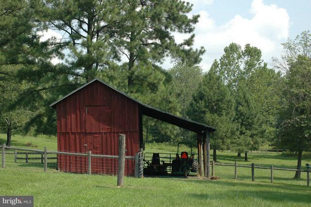 302 Little Long Mountain Road Huntly, VA 22627 - Photo 20 of 26 Barn View