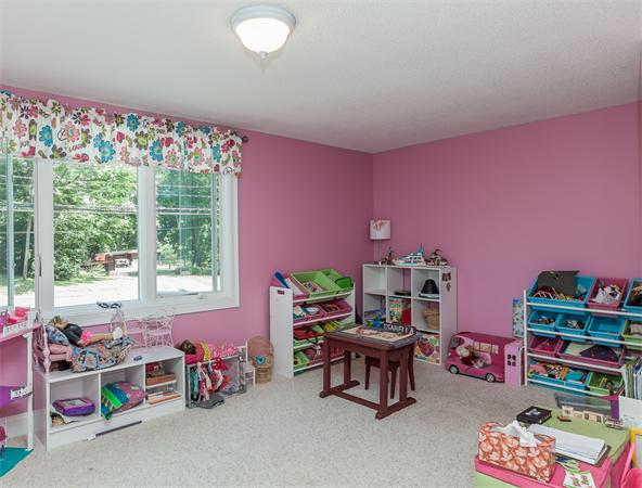 220 Easthampton Road Holyoke, MA 01040 - Photo 25 of 30 a reading room with furniture and a window
