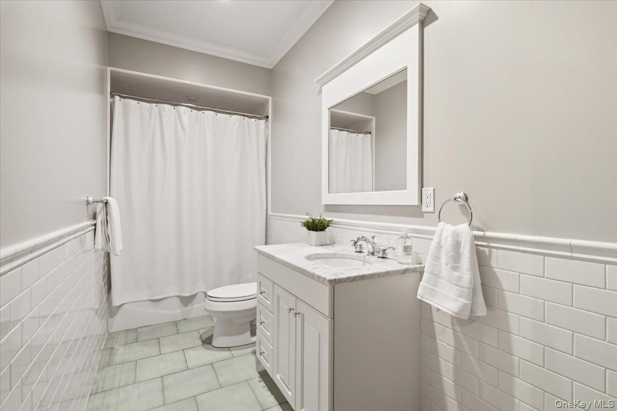 96 Brookby Road Scarsdale, NY 10583 - Photo 32 of 45 Lower Level Full Bathroom