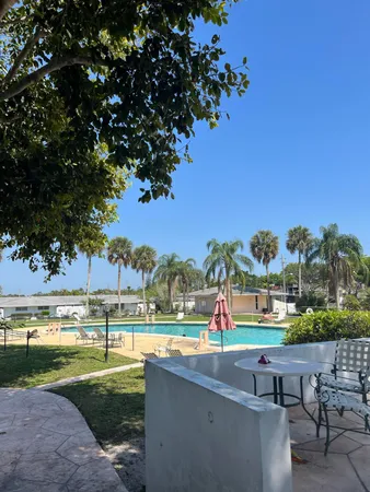 $2,000 | 143 West Court, Royal Palm Beach, FL 33411