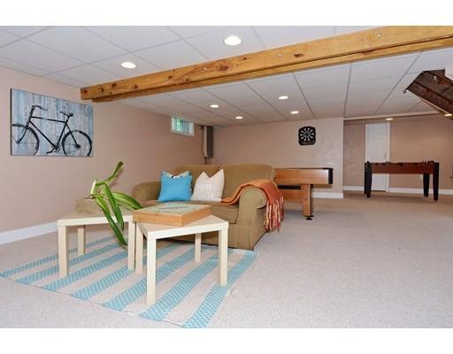 65 Newcastle Road Peabody, MA 01960 - Photo 10 of 42 Gallery Image 10
