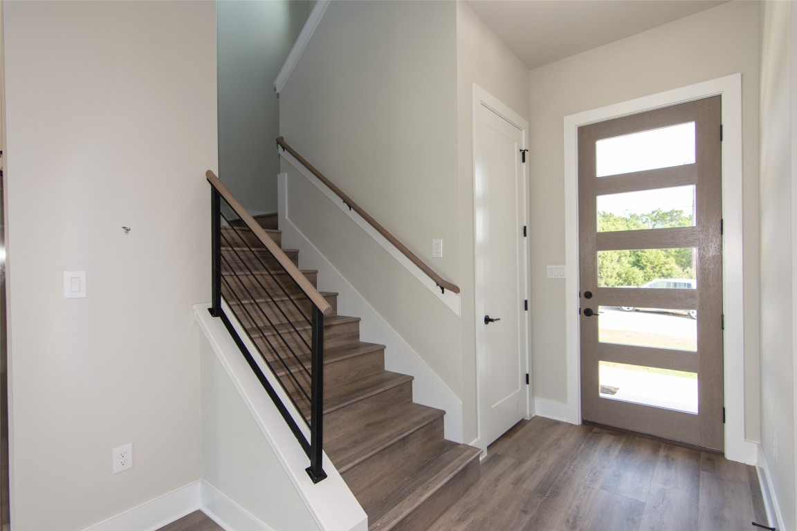 2804 Lawrence Drive Austin, TX 78734 - Photo 5 of 40