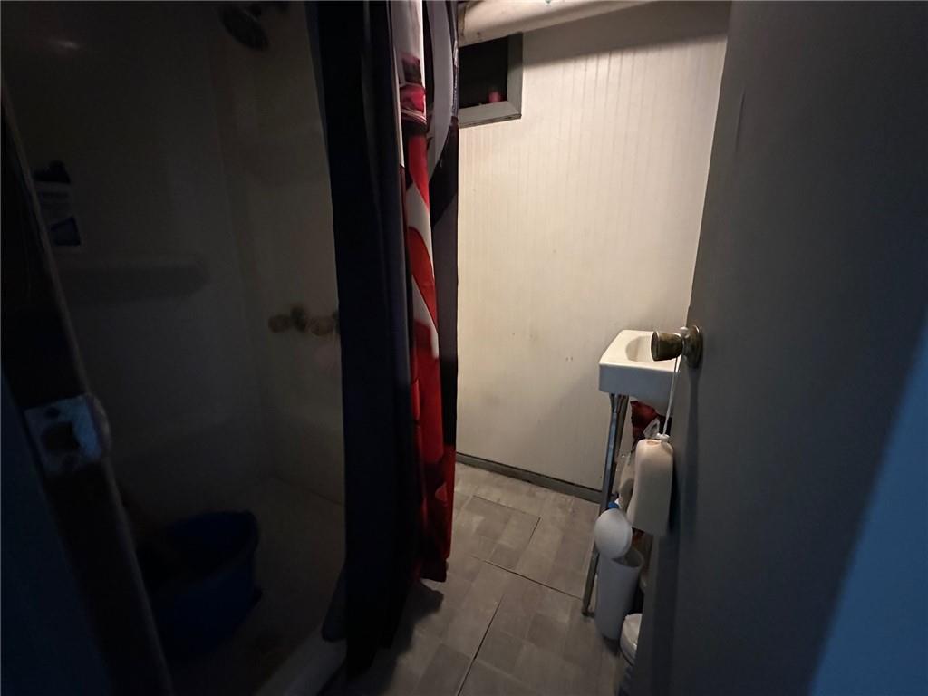 143-20 182nd Place Queens, NY 11413 - Photo 14 of 17