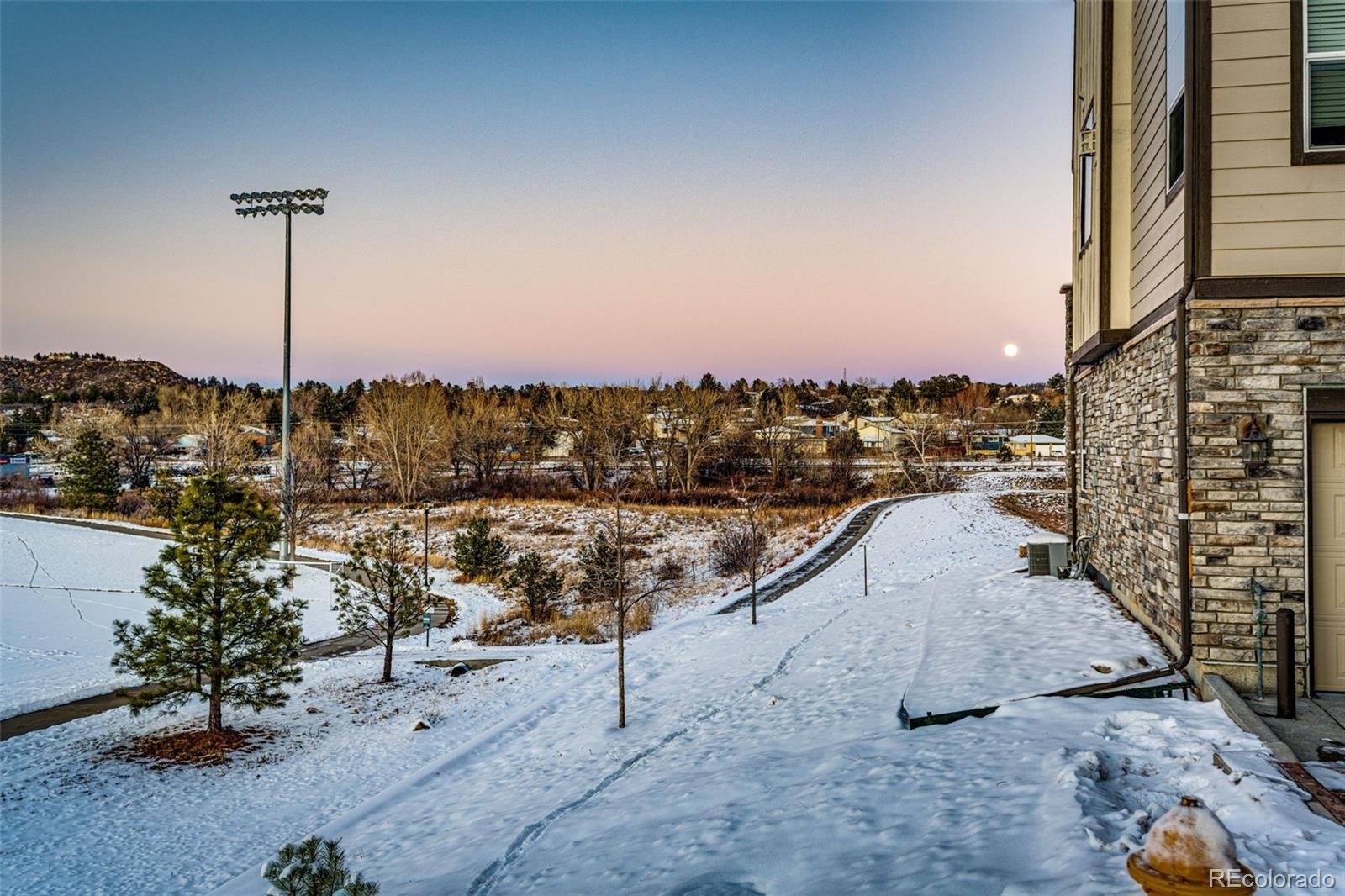 1532 Castle Creek Circle Castle Rock, CO 80104 - Photo 28 of 39 a view of a city