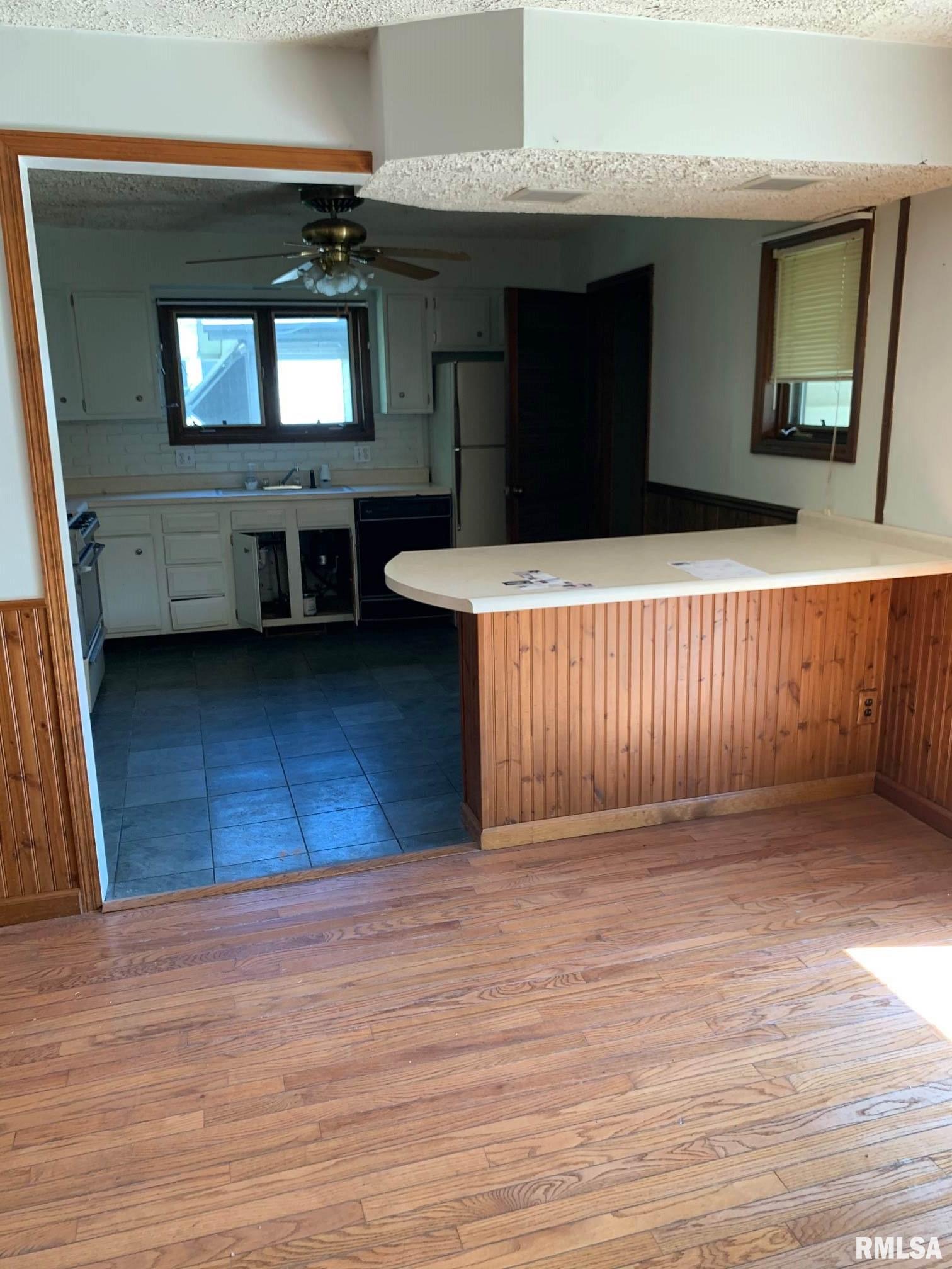 2178 South 10th Street Springfield, IL 62703 - Photo 8 of 15