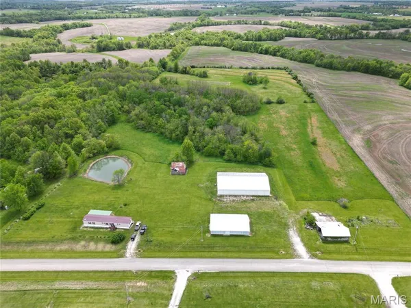 $650,000 | 18904 Monroe Road, Perry, MO 63462