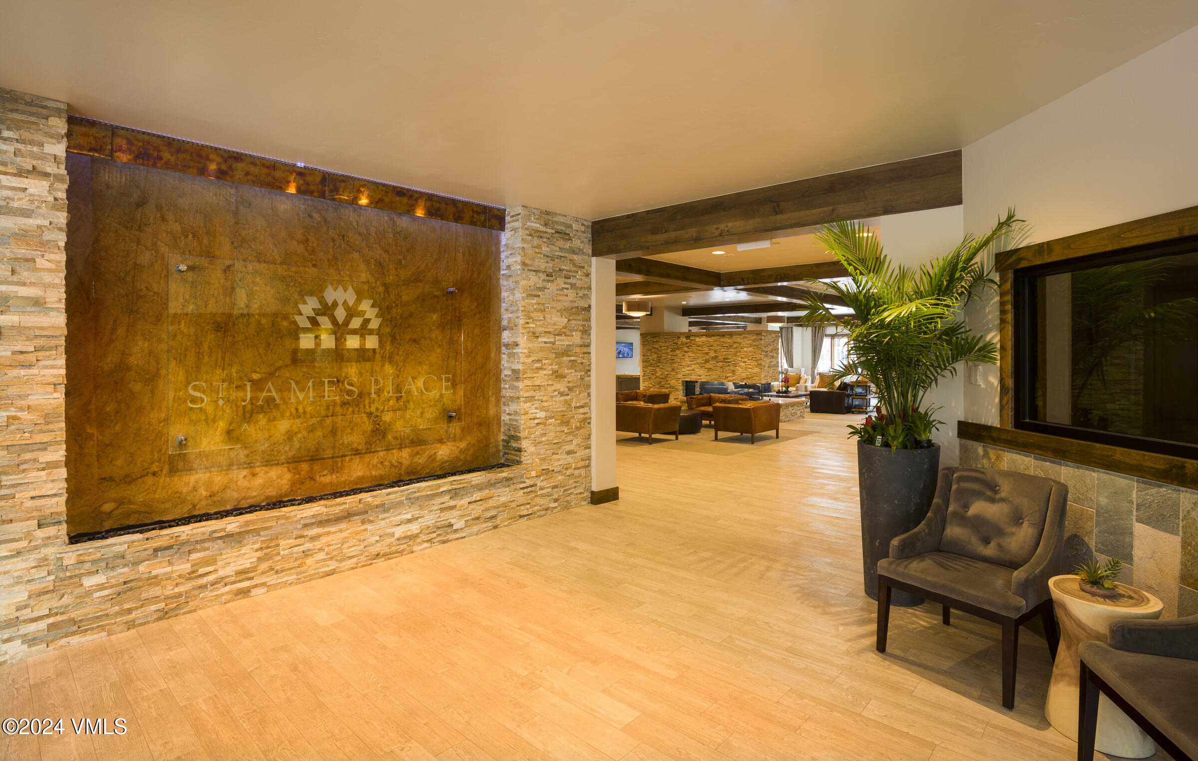 210 Offerson Road, Unit R115 WEEK 49 Beaver Creek, CO 81620 - Photo 27 of 30 a view of hallway with seating area