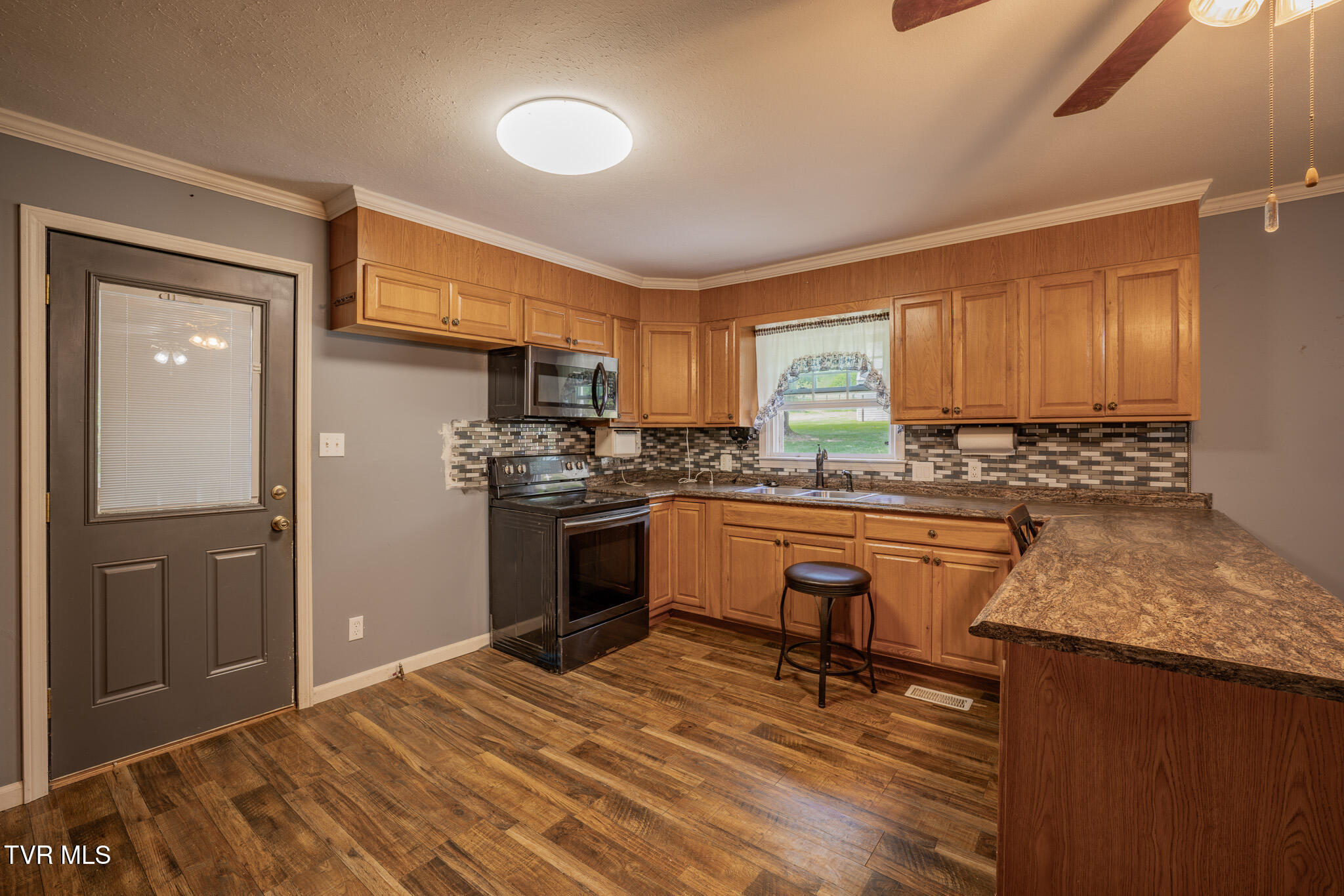 26309 Northridge Road Meadowview, VA 24361 - Photo 7 of 31 1R9A7397-HDR