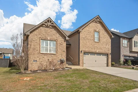 $385,000 | 1047 Christian James Court, Clarksville, TN 37043