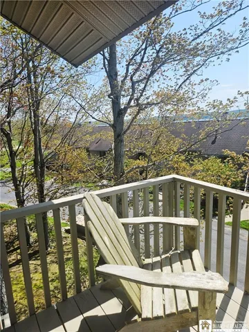 $164,900 | 32 Mohawk Drive, Unit B, Chautauqua, NY 14728