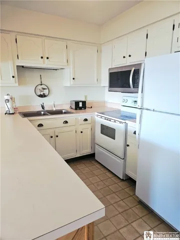 $164,900 | 32 Mohawk Drive, Unit B, Chautauqua, NY 14728