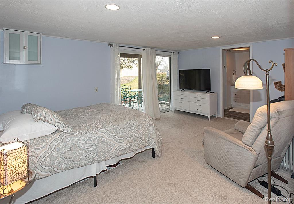 378 Willow Grove Lane Rochester Hills, MI 48307 - Photo 8 of 42