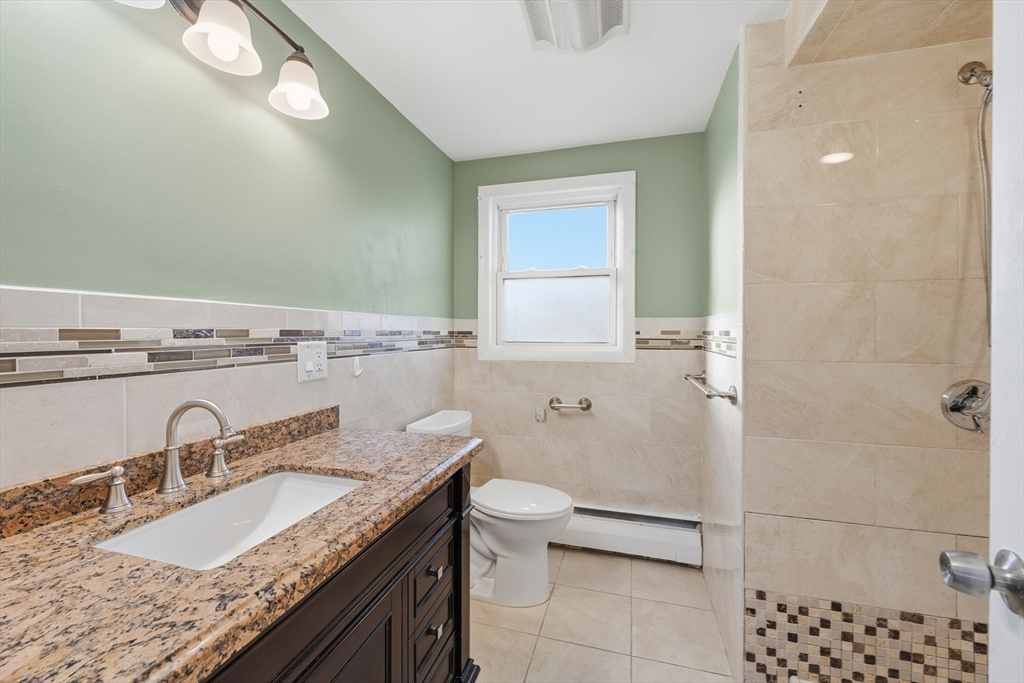 9 Reynolds Avenue Everett, MA 02149 - Photo 25 of 35