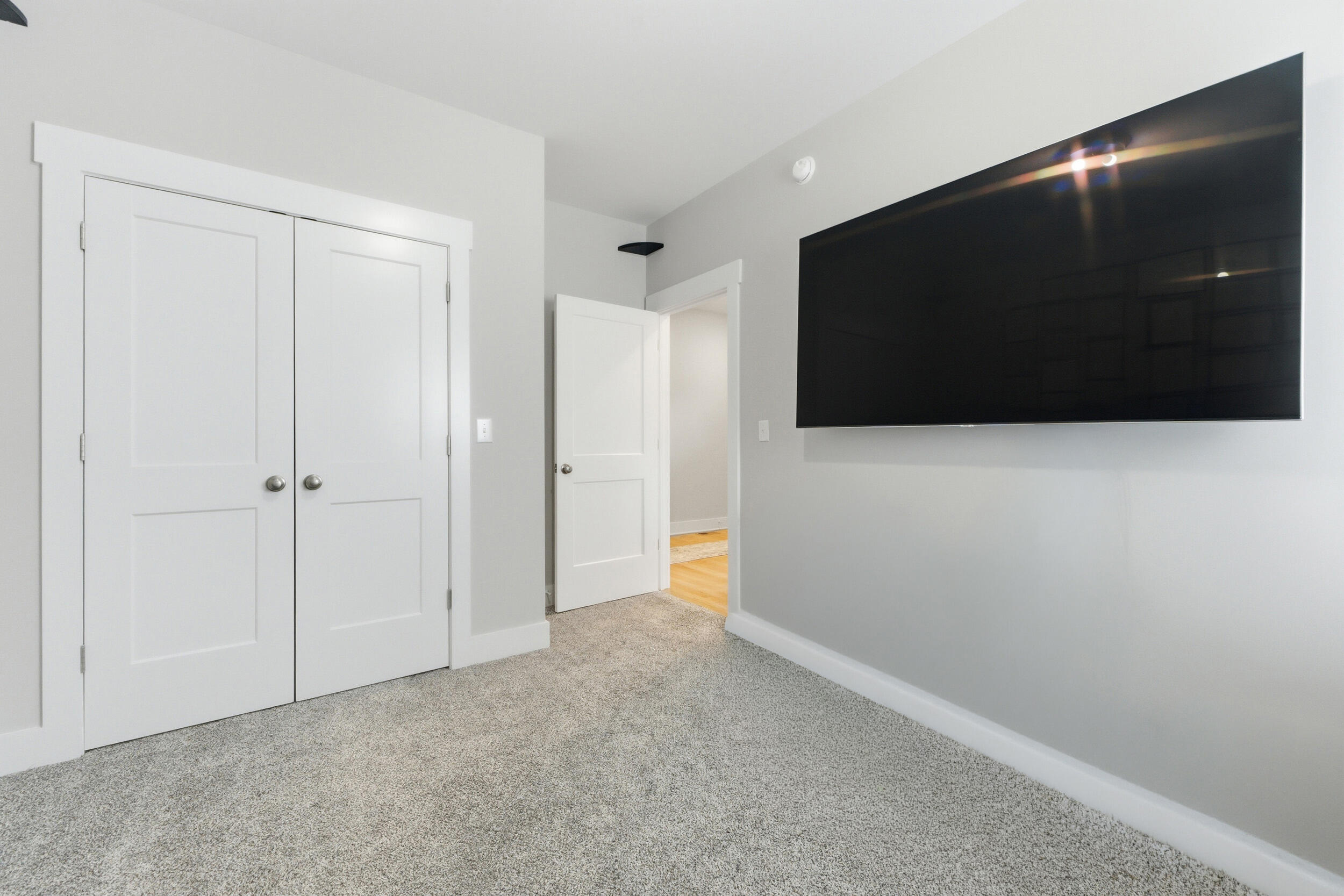 9334 Barbee Road Soddy-Daisy, TN 37379 - Photo 7 of 31 DSC03513