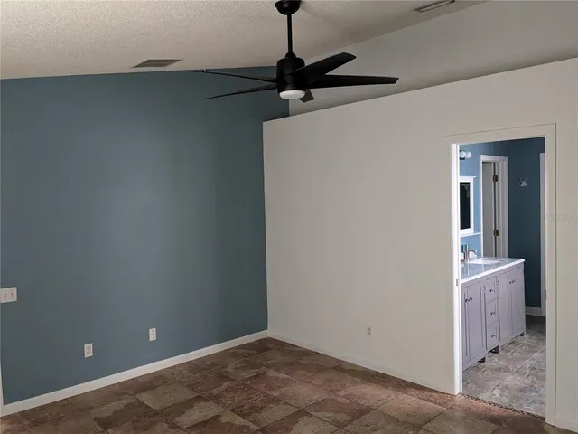 a view of an entryway