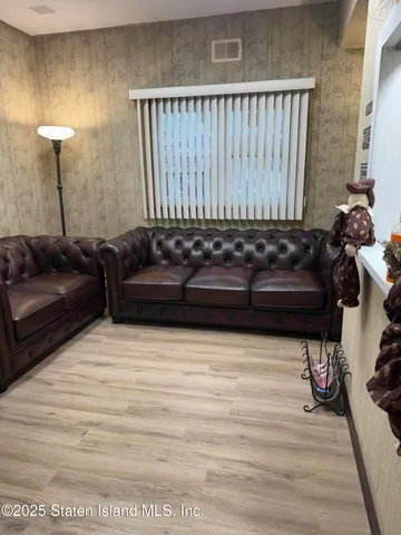 $1,299,000 | 3996 Richmond Avenue | Eltingville