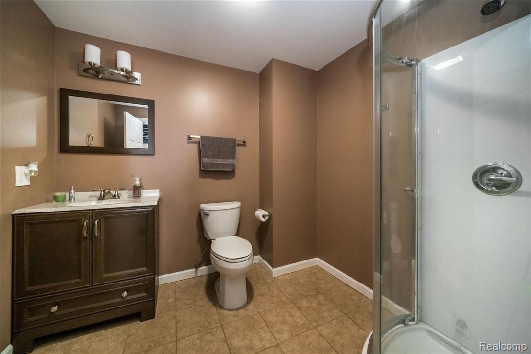 676 Windsong Drive Rochester, MI 48307 - Photo 32 of 38 DSC01415.jpg