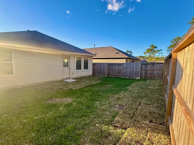 $1,650 | 1487 Cactus Rose Drive, Conroe, TX 77301