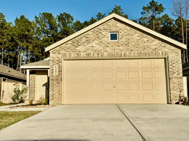 $1,650 | 1487 Cactus Rose Drive, Conroe, TX 77301