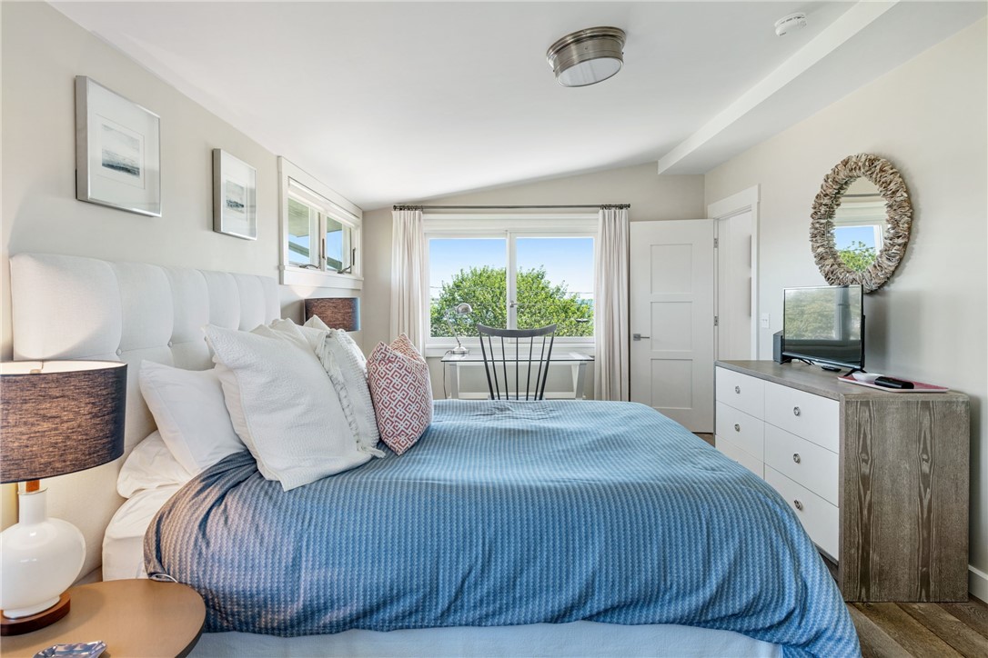 11 Ocean Drive Little Compton, RI 02837 - Photo 15 of 43