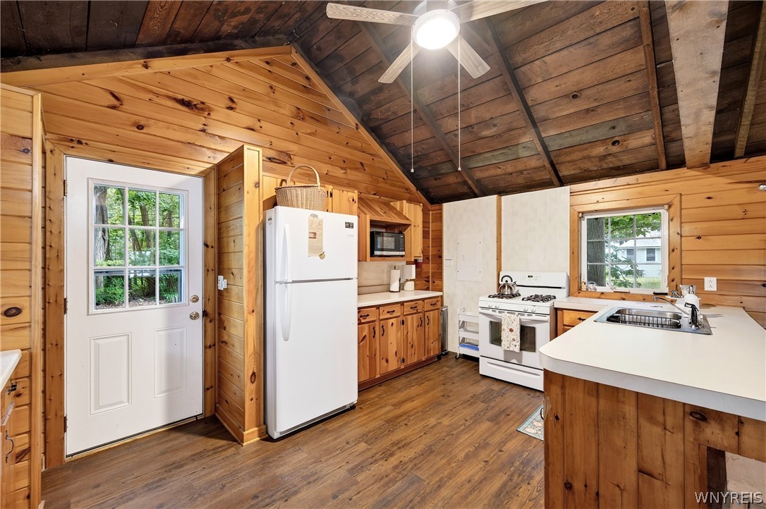 6-7 Lotus Bay Road Brant, NY 14081 - Photo 8 of 50 Gallery Image 8