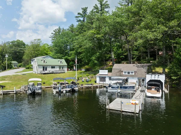 $3,900,000 | 15 Cooper Street, Sunapee, NH 03782