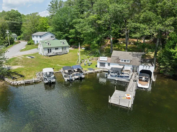 $3,900,000 | 15 Cooper Street, Sunapee, NH 03782