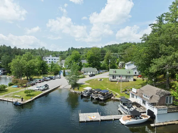 $3,900,000 | 15 Cooper Street, Sunapee, NH 03782